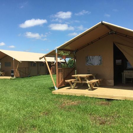 מלון Vleteren Glamping Aan De Vleterbeke מראה חיצוני תמונה